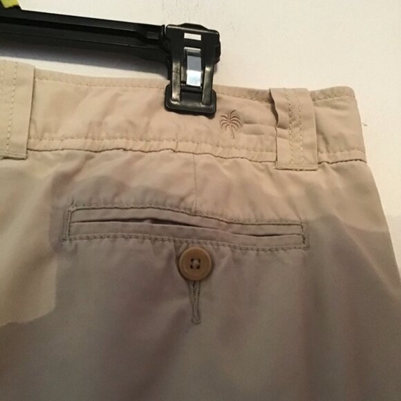 Lily Pulitzer Khaki Bermuda Shorts Cream - Picture 7 of 8
